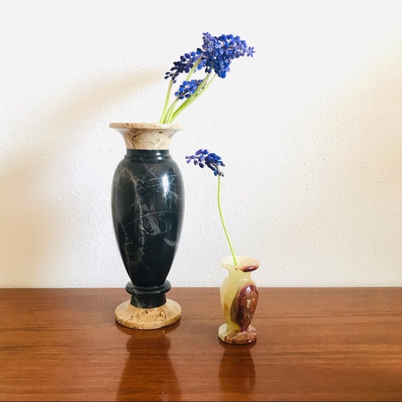 Boho chic Vintage large marble stone vase - Picture 2 of 9